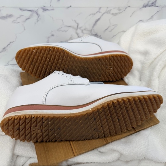 FootJoy FJ Sport Retro Kiltie Golf Shoes Women's 8.5M | White/Pink Rose Gold - Picture 3 of 7